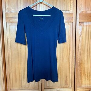 Express Deep Navy V-Neck Elbow Sleeve Tee
